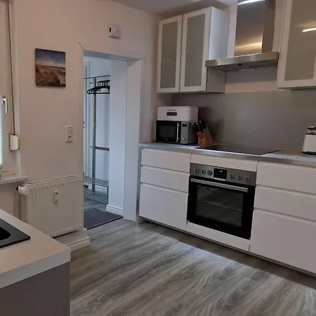 Morning Sun Comfortable Zinnowitz